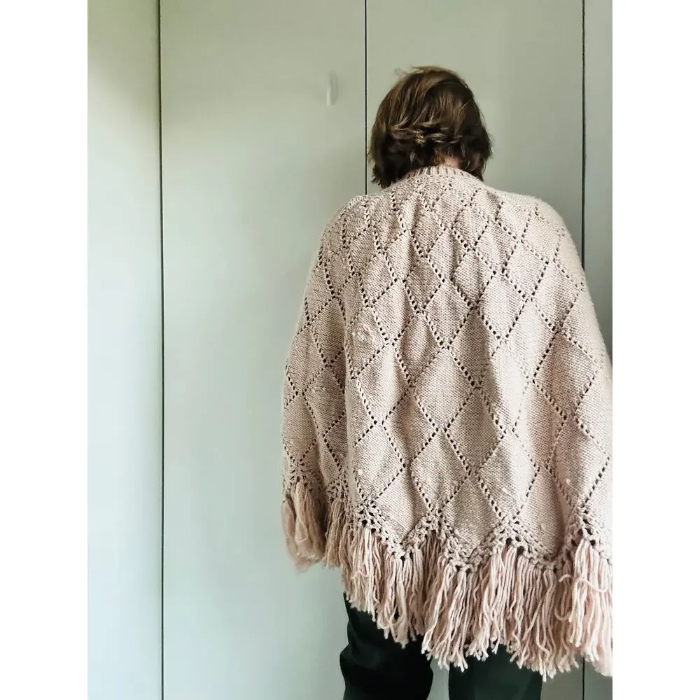 Vintage Hand Knit Poncho in Blush Pink S-L Fit Boho hippie Artisan Fringe Shawl